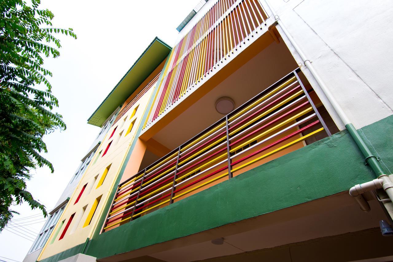 Appartamento Bann In Suan Bangkok Esterno foto