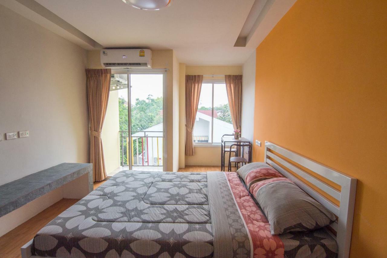 Appartamento Bann In Suan Bangkok Esterno foto