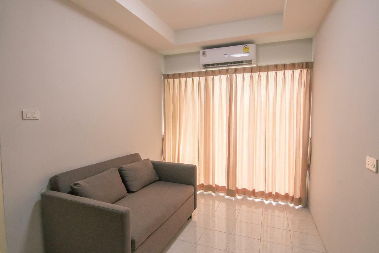 Appartamento Bann In Suan Bangkok Esterno foto