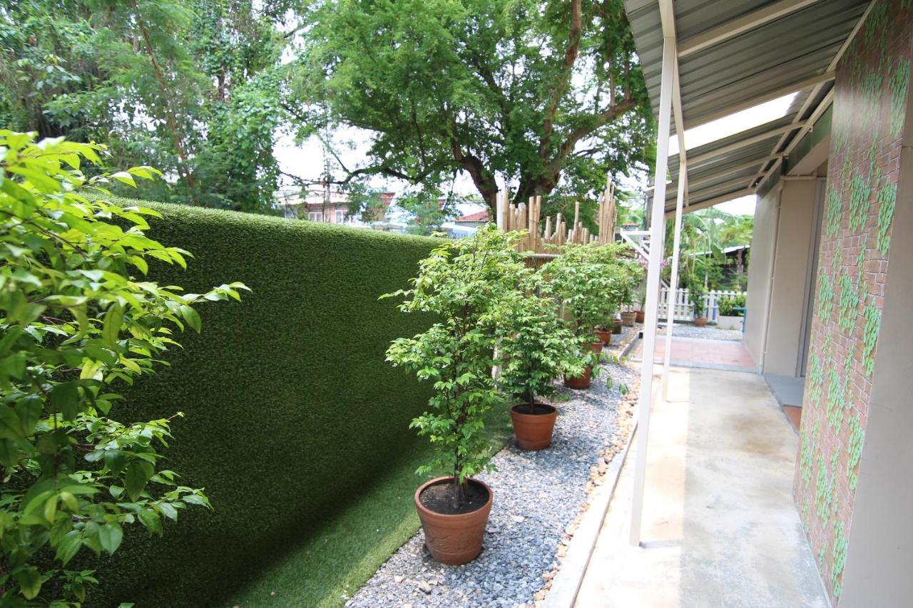 Appartamento Bann In Suan Bangkok Esterno foto